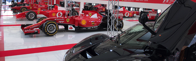 鈴鹿 F-1 Ferrari Team フェラーリチームパドッククラブへ | ドリーム 